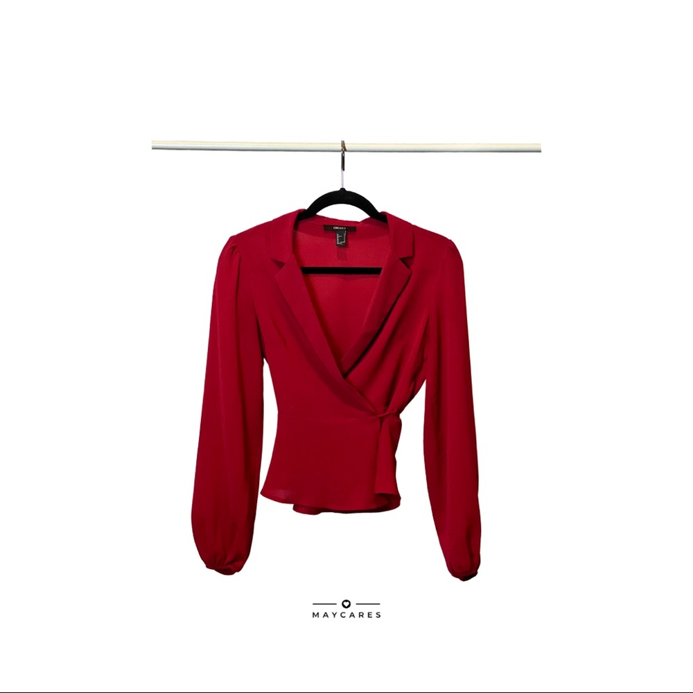 SURPLICE CUTOUT WITH LONG SLEEVES SHIRT
